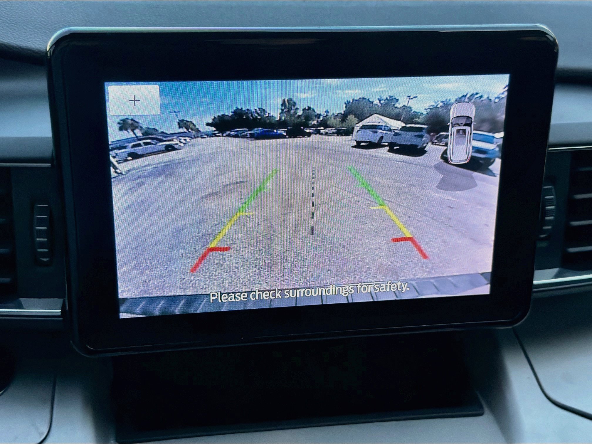 Used 2023 Ford Explorer XLT w/ Equipment Group 202A RWD image 32