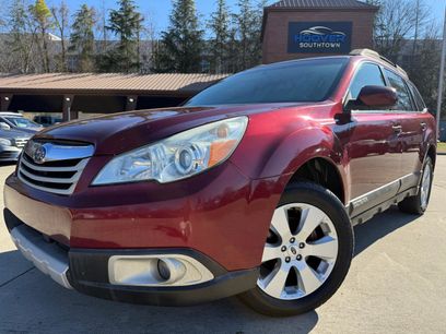 Used 2011 Subaru Outback 2.5i Limited w/ PWR Moonroof Pkg
