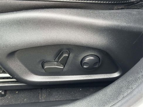 Used 2022 Jeep Compass Limited image 14