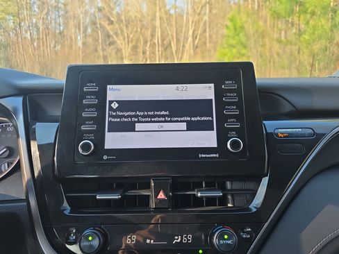 Used 2023 Toyota Camry SE image 21