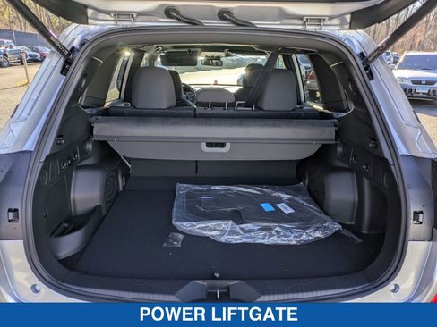 Certified 2025 Subaru Forester Premium image 18