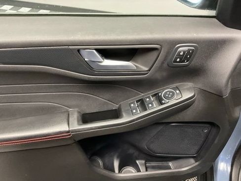 Used 2023 Ford Escape ST-Line Elite AWD/4WD image 15