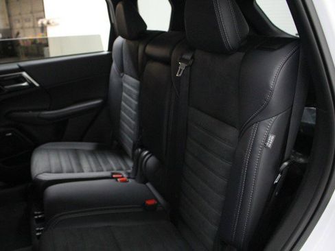 New 2026 Mitsubishi Outlander Trail Edition image 25