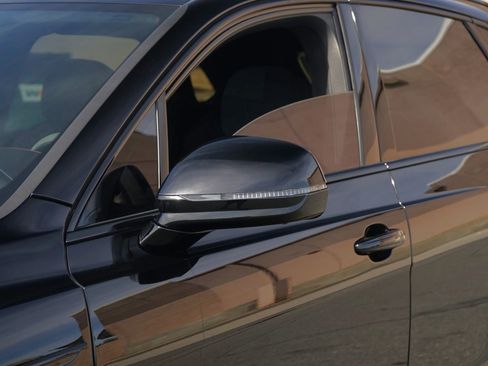 Used 2021 Bentley Bentayga Speed image 10