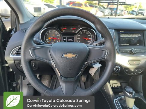 Used 2019 Chevrolet Cruze LS image 15