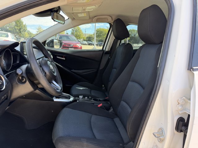 Used 2019 Toyota Yaris LE FWD image 22