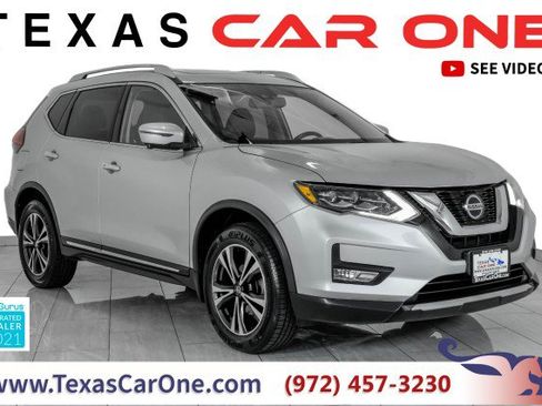 Used 2018 Nissan Rogue SL w/ Premium Package image 1