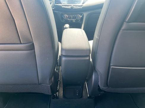 Used 2023 Buick Encore GX Select FWD image 26