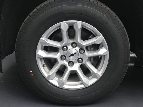 Used 2023 Chevrolet Silverado 1500 RST RWD image 9