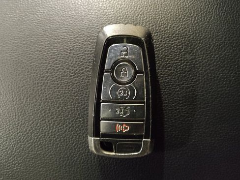 Used 2018 Ford Explorer Limited w/ Equipment Group 301A image 32