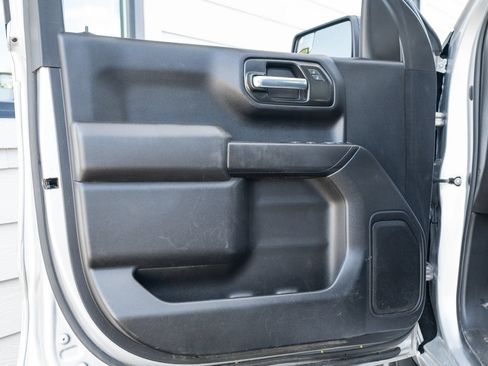 Used 2022 Chevrolet Silverado 1500 Custom RWD image 22