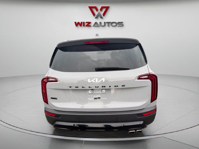 Used 2022 Kia Telluride SX w/ SX Prestige Package AWD/4WD image 4