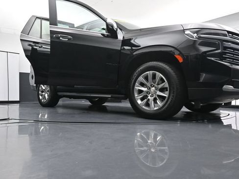 Used 2023 Chevrolet Tahoe Premier w/ Premium Package AWD/4WD image 53