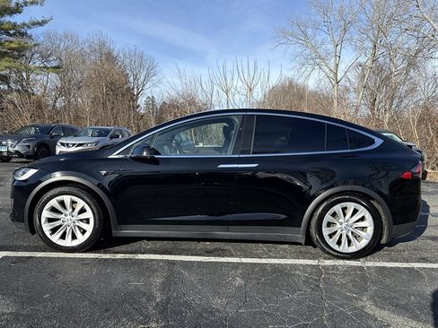 Used 2021 Tesla Model X Long Range image 3