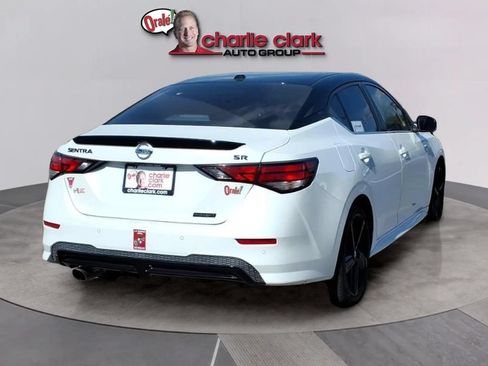 Used 2023 Nissan Sentra SR w/ Midnight Edition Package FWD image 5