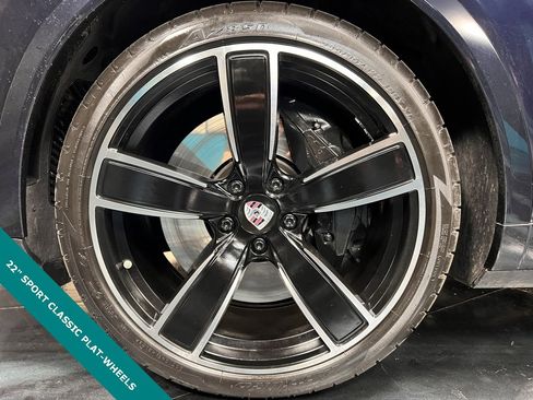 Used 2022 Porsche Cayenne Turbo image 25