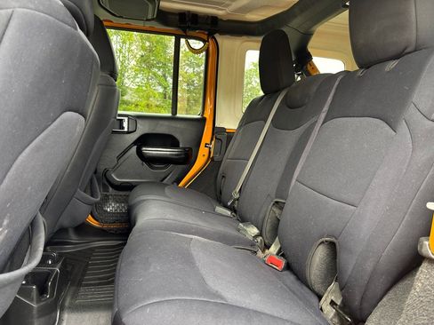 Used 2018 Jeep Wrangler Unlimited Sport S AWD/4WD image 11