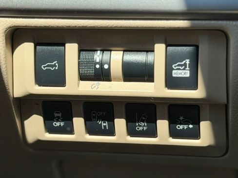 Used 2019 Subaru Outback 2.5i Premium image 29