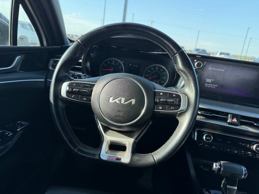Used 2022 Kia K5 GT-Line FWD image 11