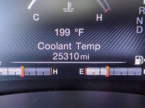 Used 2023 Jeep Renegade Trailhawk AWD/4WD image 19