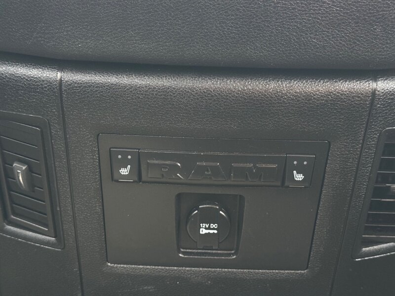 Used 2013 RAM 1500 Limited AWD/4WD image 31