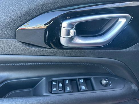 New 2026 Jeep Compass Latitude image 8