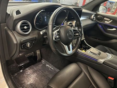 Used 2022 Mercedes-Benz GLC 300 4MATIC image 13