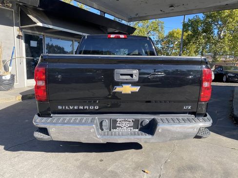 Used 2014 Chevrolet Silverado 1500 LTZ Z71 w/ LTZ Plus Package AWD/4WD image 9