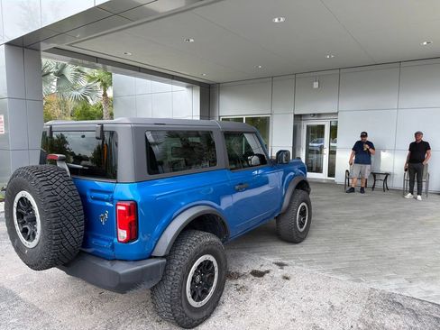 Used 2023 Ford Bronco 2-Door AWD/4WD image 3