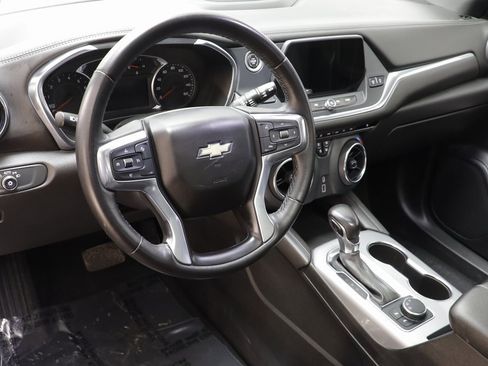 Used 2022 Chevrolet Blazer LT w/ LPO, Black Grille Bar Package image 7