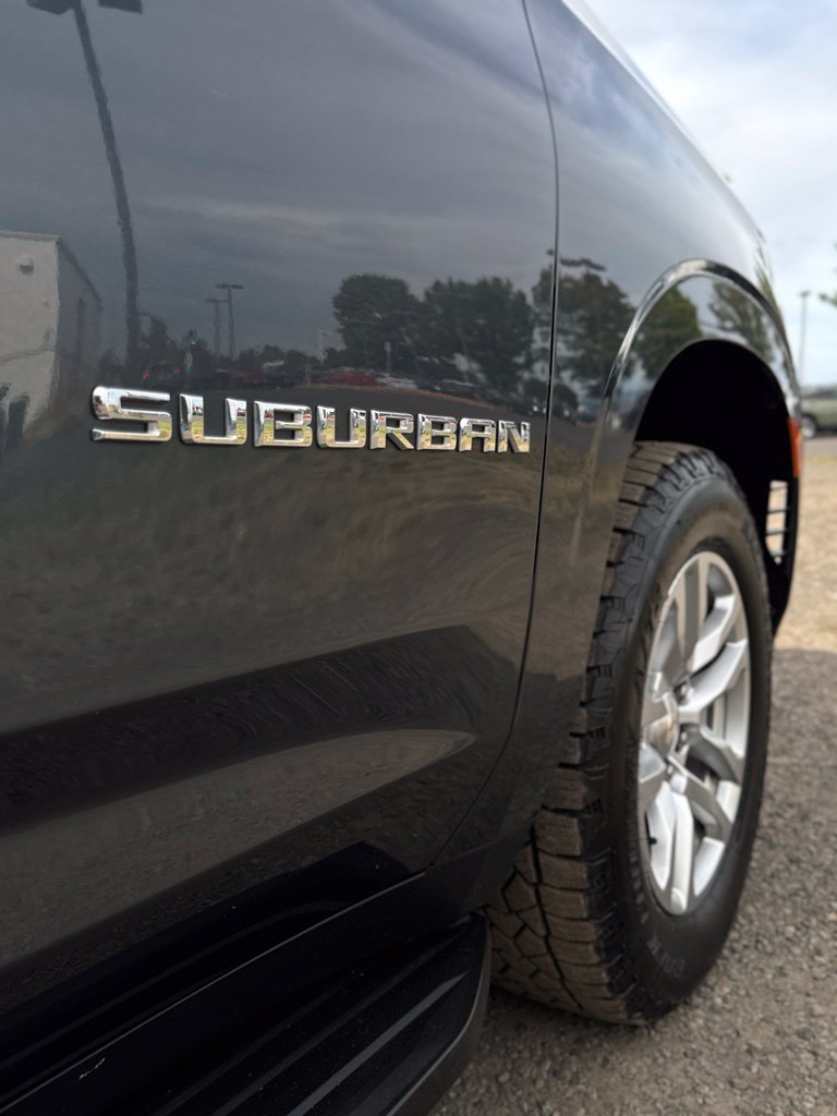 Used 2021 Chevrolet Suburban LT AWD/4WD image 53