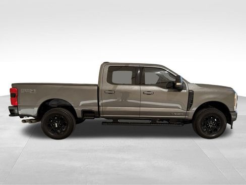 Used 2025 Ford F350 Lariat w/ Black Appearance Package AWD/4WD image 6