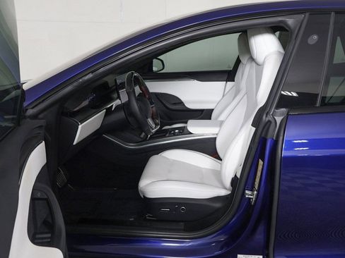 Used 2023 Tesla Model S Plaid AWD/4WD image 30