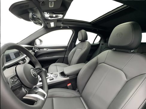 New 2026 Alfa Romeo Stelvio Sprint AWD/4WD image 19