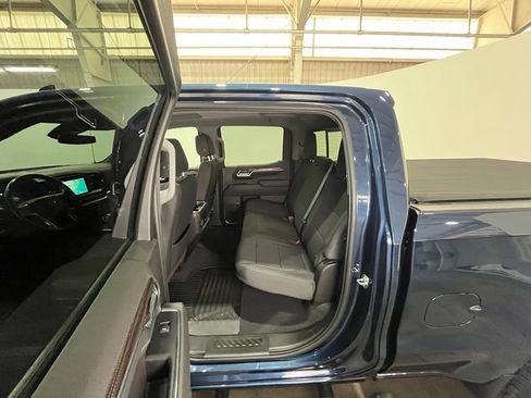 Used 2022 Chevrolet Silverado 1500 RST w/ Convenience Package II AWD/4WD image 17