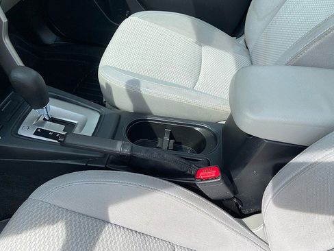 Used 2016 Subaru Forester 2.5i Premium w/ Popular Package #1 AWD/4WD image 12