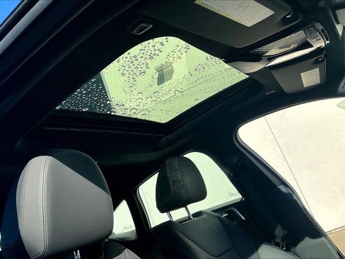 Used 2025 BMW 430i xDrive w/ M Sport Package image 23