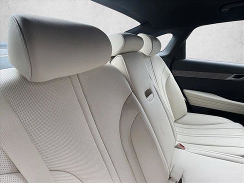 Used 2024 Genesis G80 image 21