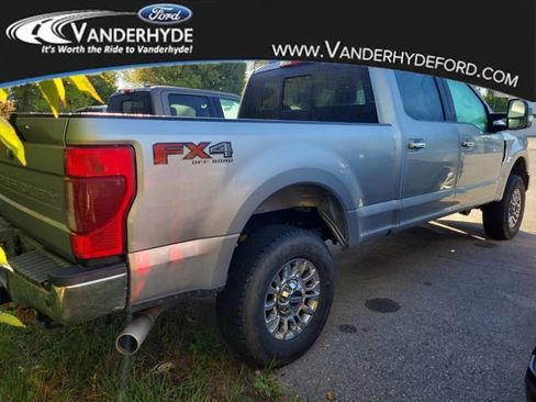 Used 2022 Ford F350 XLT w/ XLT Premium Package image 3