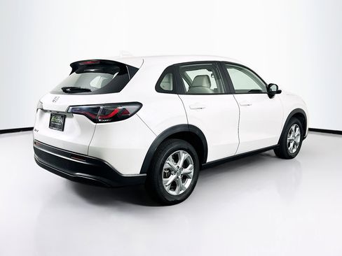 Used 2024 Honda HR-V LX image 9