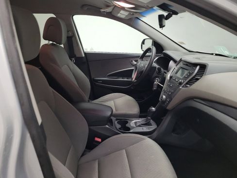 Used 2016 Hyundai Santa Fe SE FWD image 21