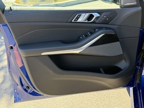 New 2026 BMW X5 M60i w/ Executive Package image 19