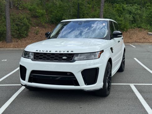 Used 2020 Land Rover Range Rover Sport SVR AWD/4WD image 3