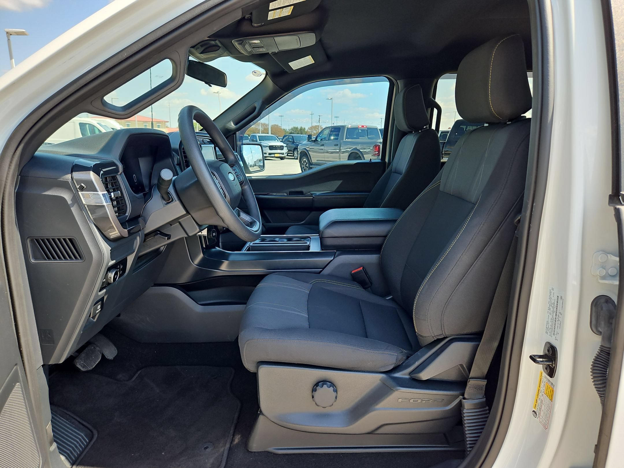 Used 2024 Ford F150 STX RWD image 9