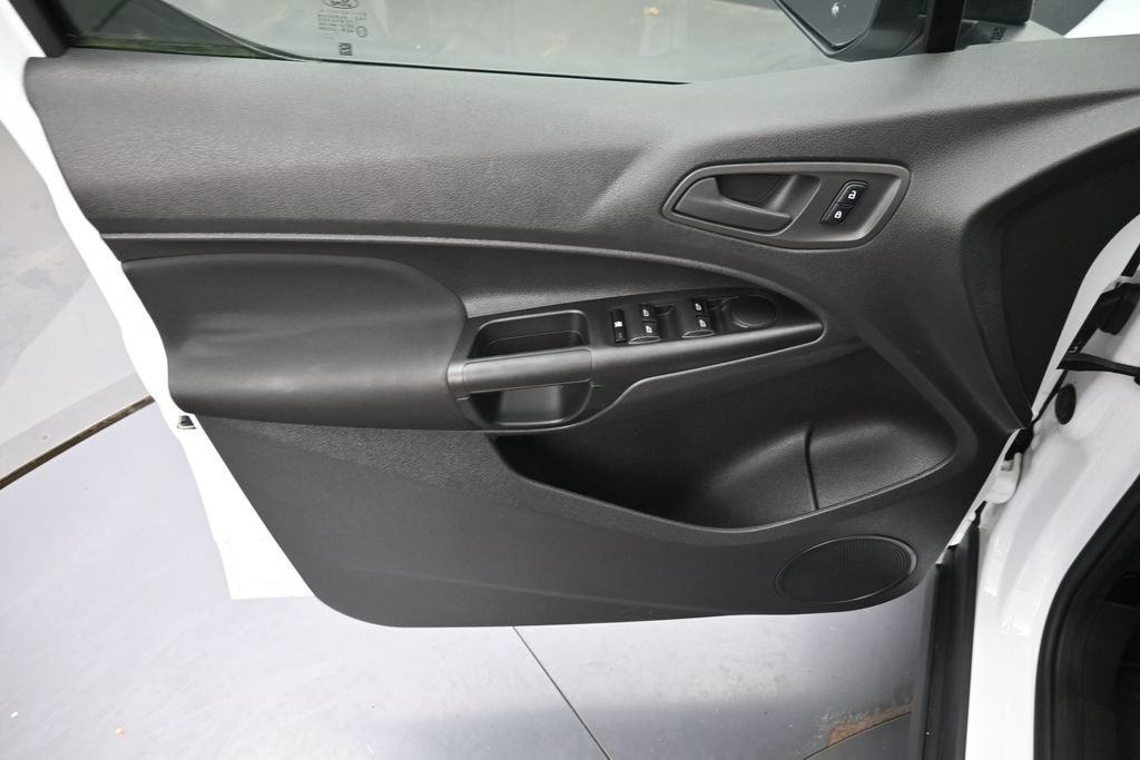 Used 2018 Ford Transit Connect XL FWD image 24