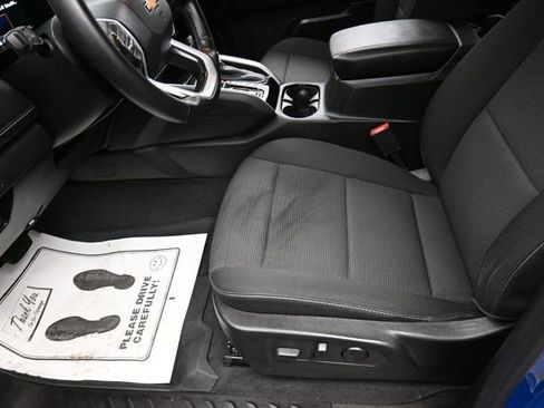 Used 2024 Chevrolet Colorado LT w/ LT Convenience Package II image 15