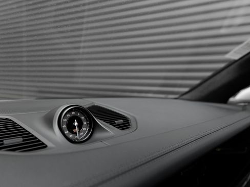 New 2026 Porsche Cayenne Turbo image 22