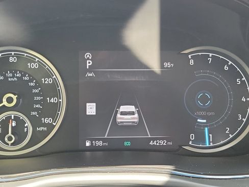Used 2025 Genesis GV70 2.5T AWD/4WD image 35