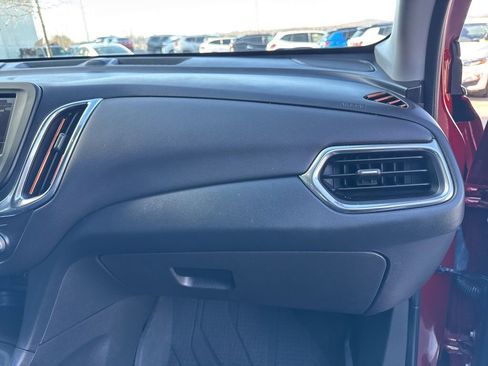 Used 2023 Chevrolet Equinox LT image 25