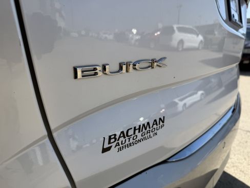 Used 2018 Buick Enclave Avenir w/ LPO, Cargo Package image 9